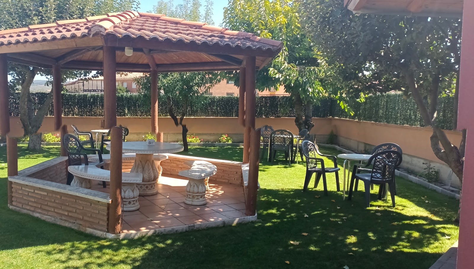 Albergue/Bar/Restaurante Tosantos photo 8, albergue accommodation in Tosantos on the Camino Frances