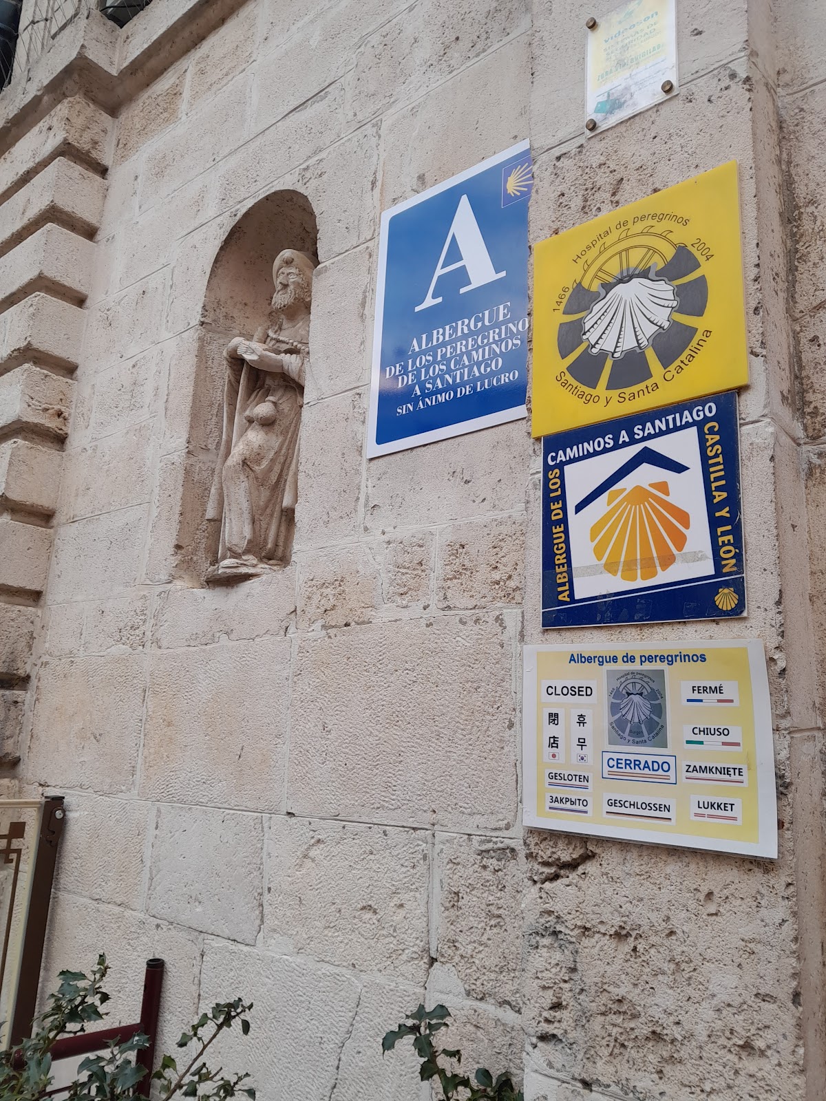 Capilla de la Divina Pastora photo 6, albergue accommodation in Burgos on the Camino Frances
