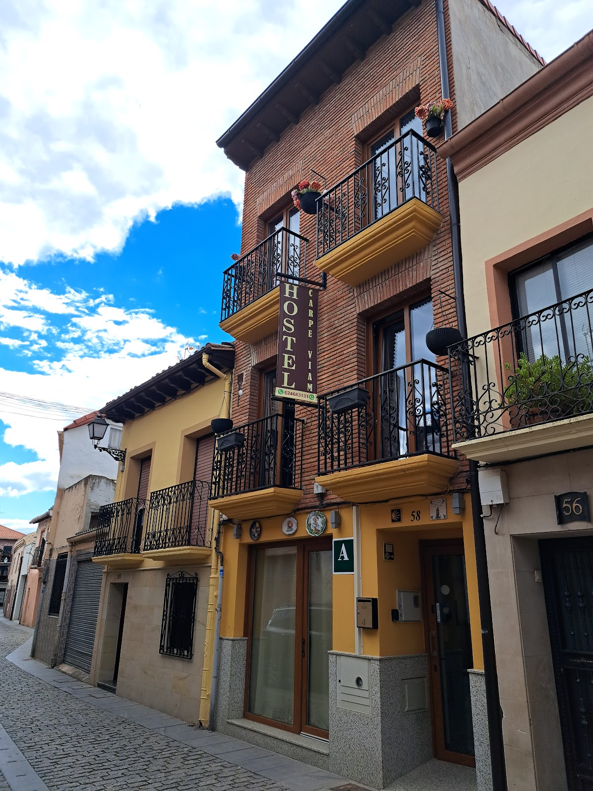 Carpe Viam Hostel, albergue accommodation in Santo Domingo de la Calzada on the Camino Frances