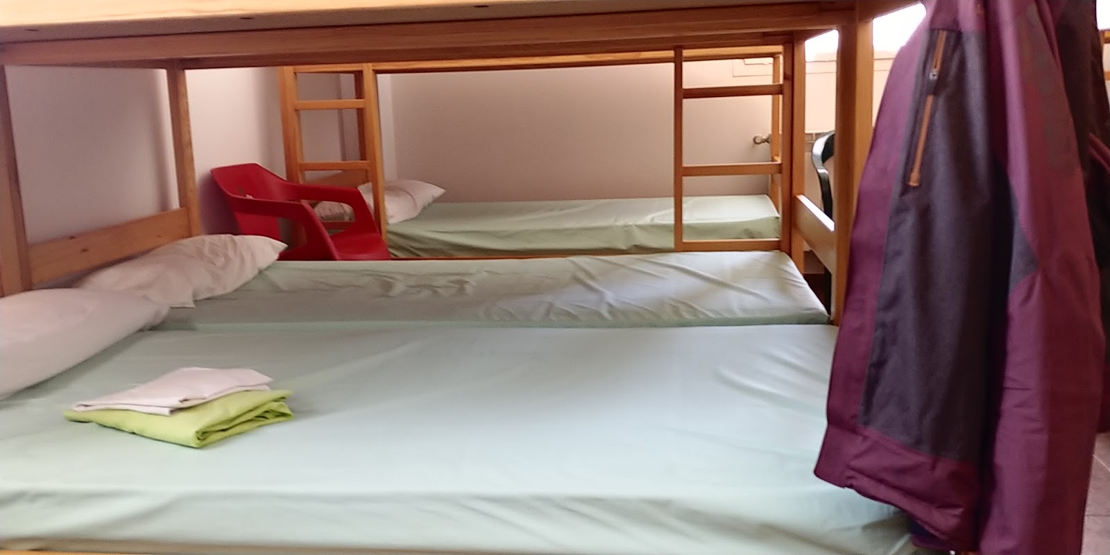 Albergue municipal San Roque photo 12, hostel accommodation in Villambistia on the Camino Frances