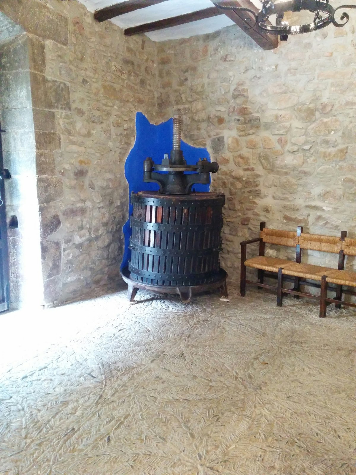 Albergue de Peregrinos - Bar El Cantero photo 8, albergue accommodation in Maneru on the Camino Frances