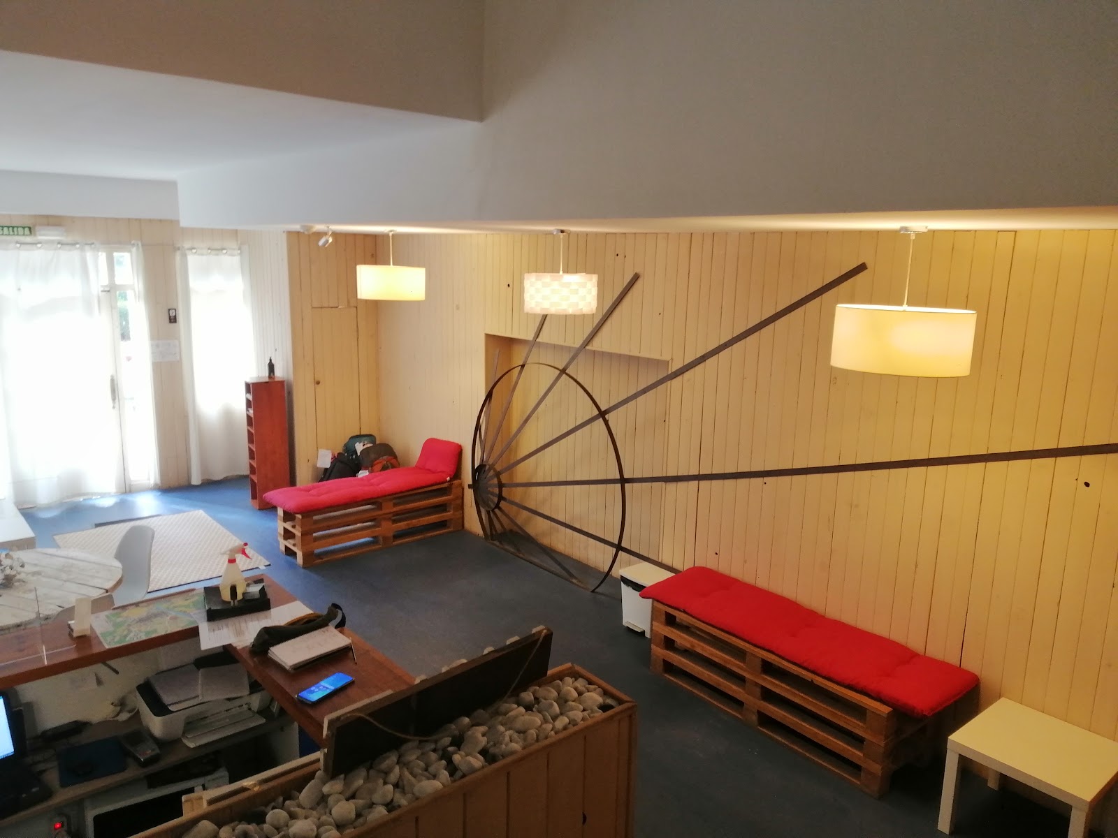 Albergue Puente photo 8, albergue accommodation in Puente La Reina / Gares on the Camino Frances