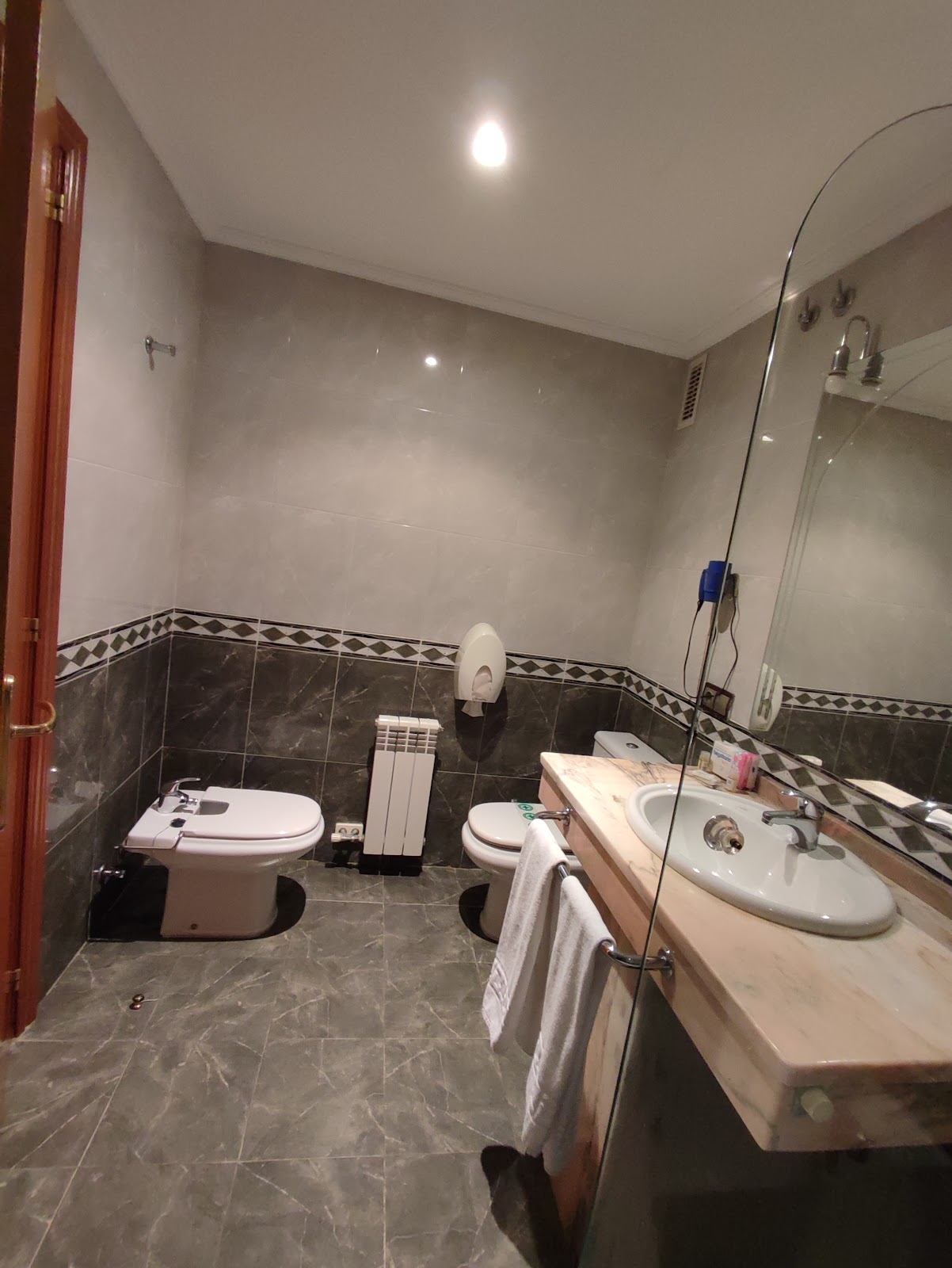Hotel Camino Real photo 3, hotel accommodation in Arcahueja on the Camino Frances