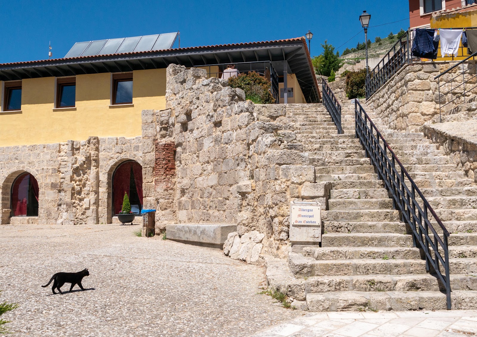 Albergue municipal de peregrinos San Esteban, albergue accommodation in Castrojeriz on the Camino Frances
