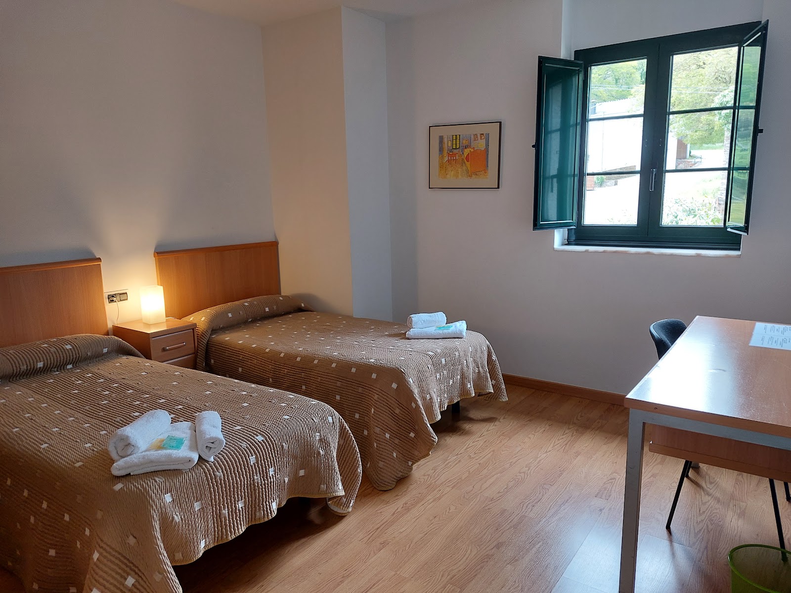 Hospedería Externa del Monasterio photo 3, albergue accommodation in Samos on the Camino Frances