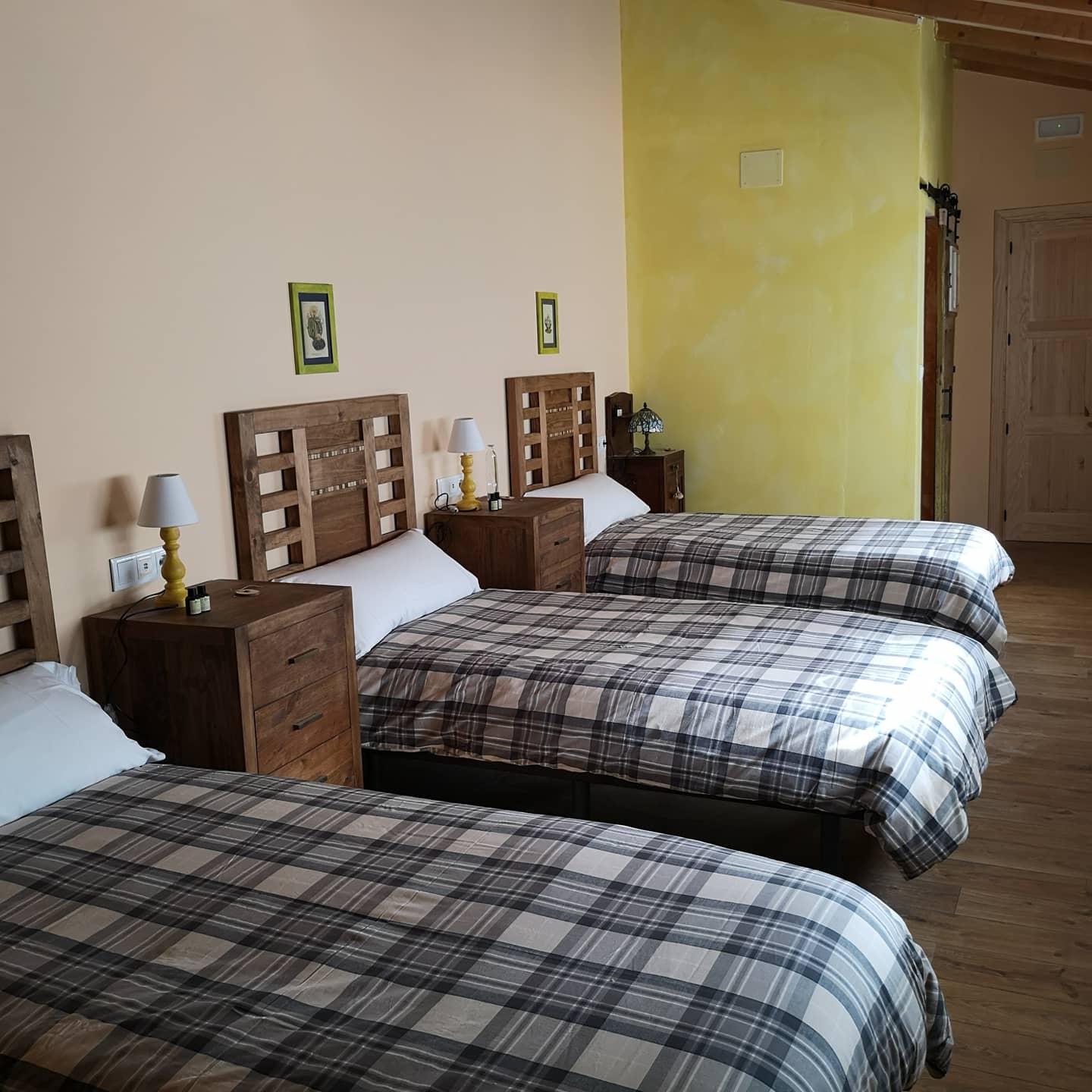 Albergue rural L' Abilleiru photo 2, albergue accommodation in Santibañez de Valdeiglesia on the Camino Frances