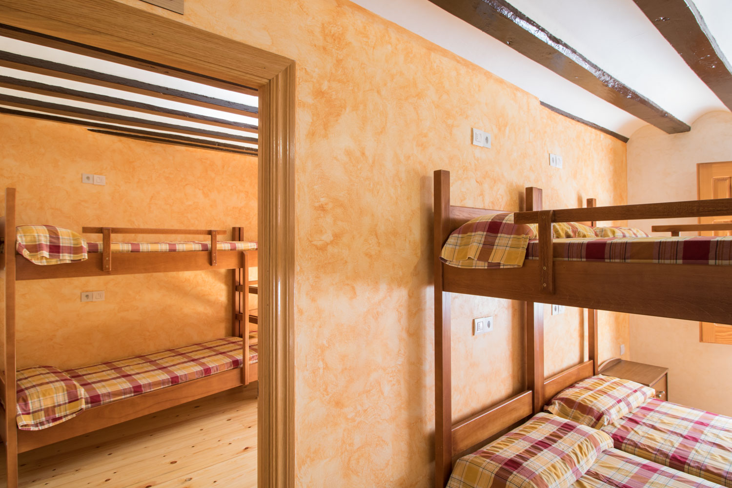 Albergue Cuatro Cantones | Belorado photo 2, albergue accommodation in Belorado on the Camino Frances