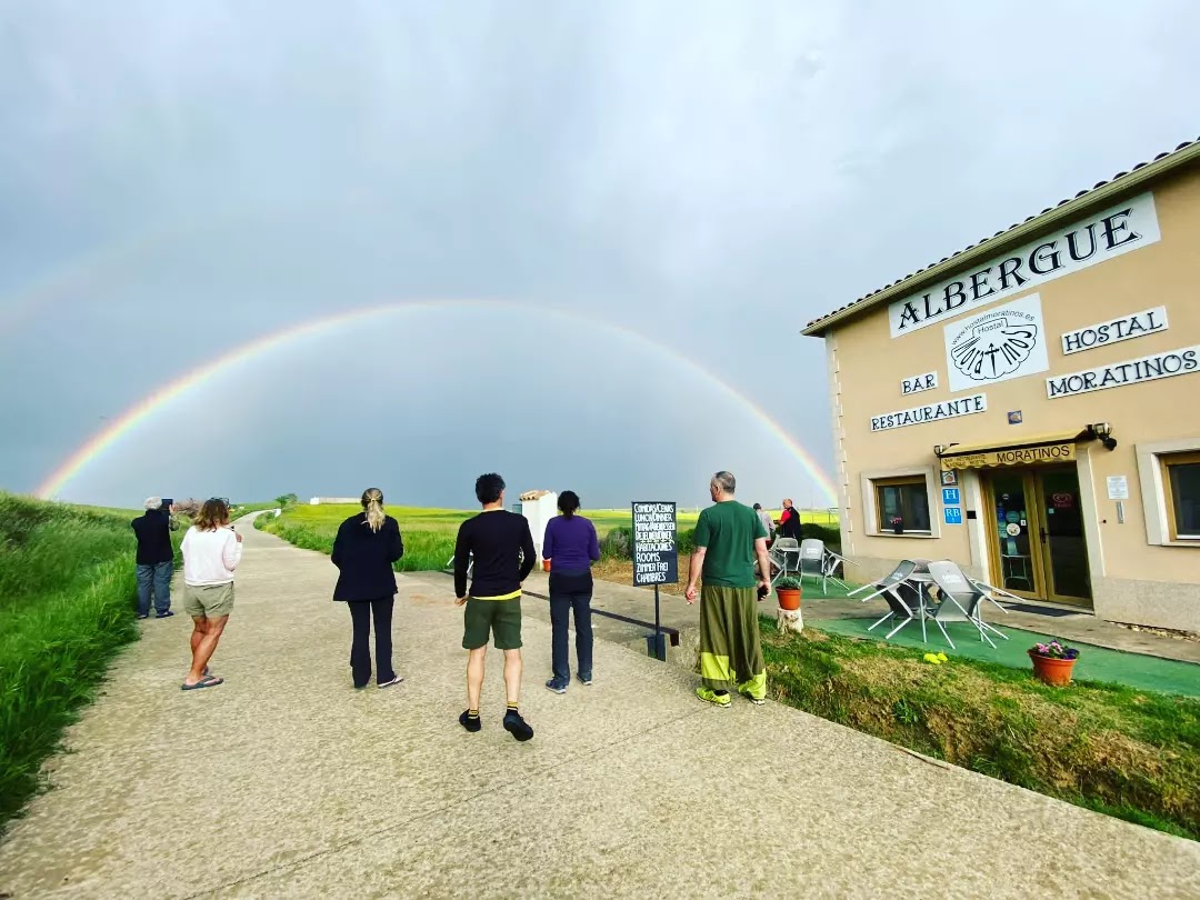 Hostal Albergue Moratinos, albergue accommodation in Moratinos on the Camino Frances