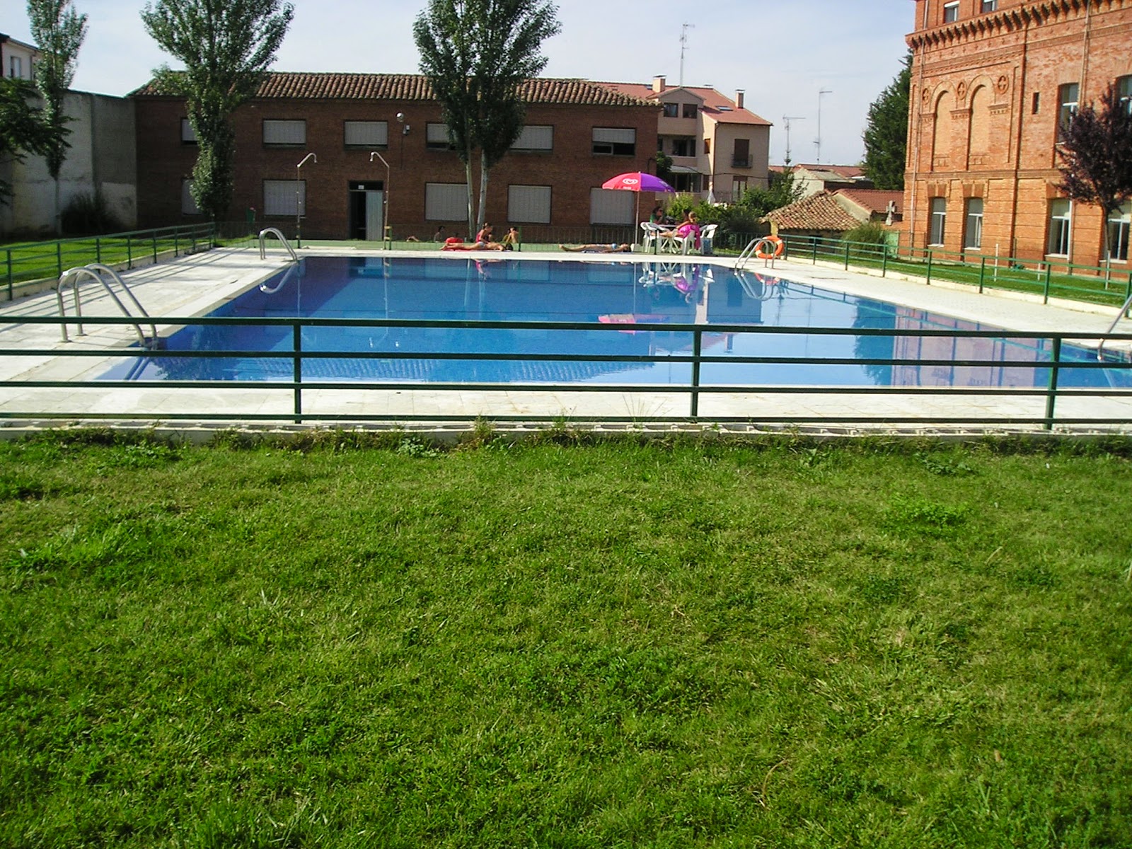 Hostel Río Carrión, albergue accommodation in Carrión de los Condes on the Camino Frances