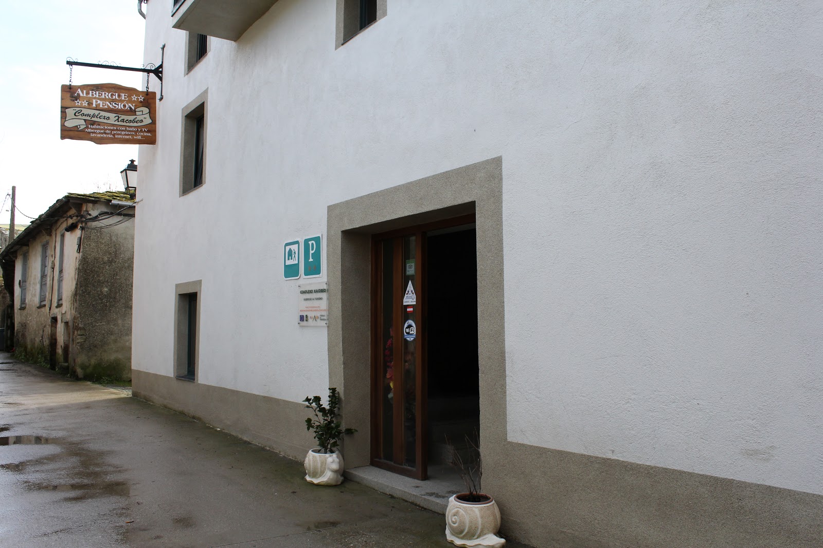Complexo Xacobeo Albergue & Pensión photo 9, albergue accommodation in Triacastela on the Camino Frances