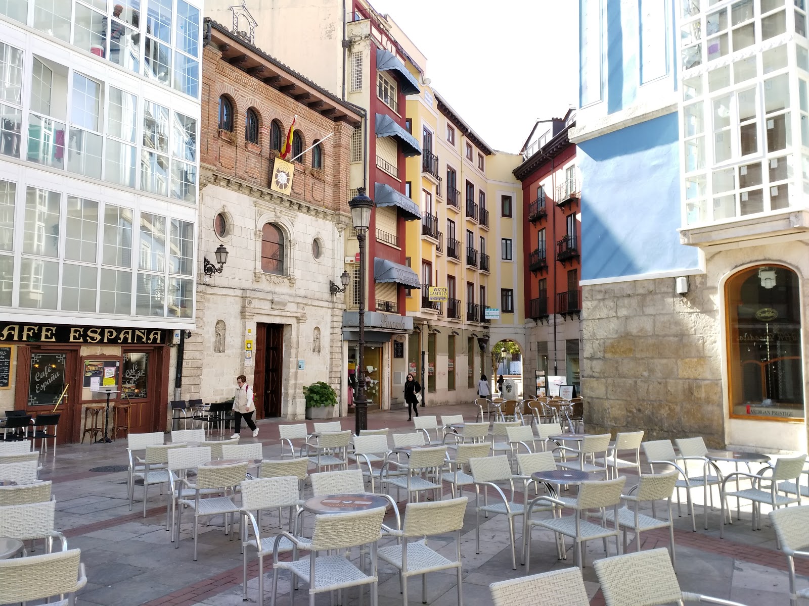 Capilla de la Divina Pastora photo 9, albergue accommodation in Burgos on the Camino Frances