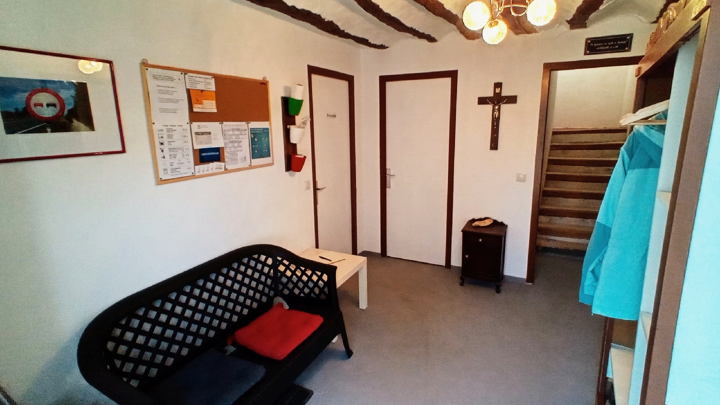 Casa Las Almas photo 3, albergue accommodation in Espinosa del Camino on the Camino Frances