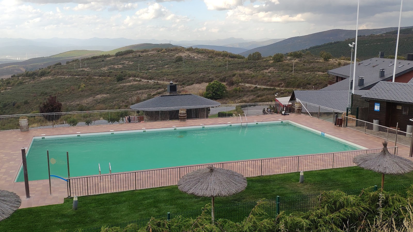 La Trucha del Arco Iris photo 3, pension accommodation in El Acebo on the Camino Frances