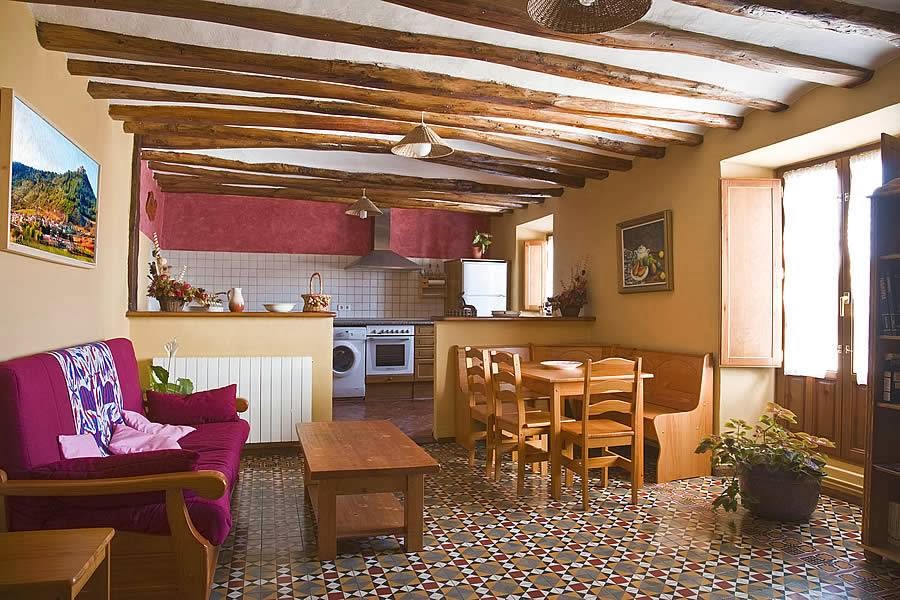 Casa Rural Montedeio photo 13, accommodation listing in Villamayor de Monjardín on the Camino Frances