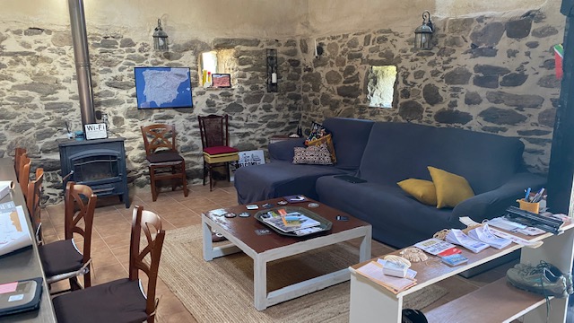 Casa Banderas photo 3, albergue accommodation in Vilachá on the Camino Frances