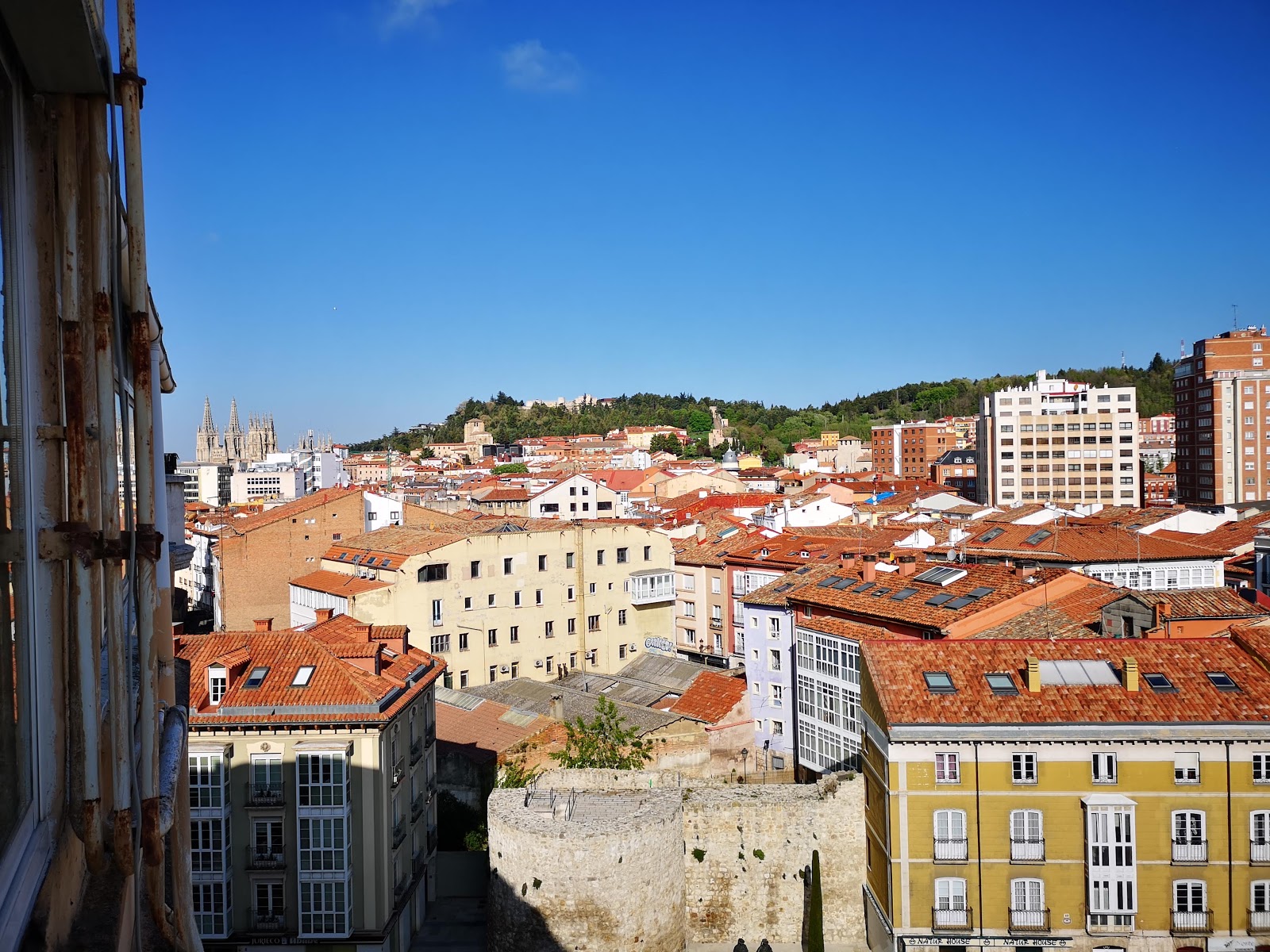 Hostal Lar photo 7, pension accommodation in Burgos on the Camino Frances