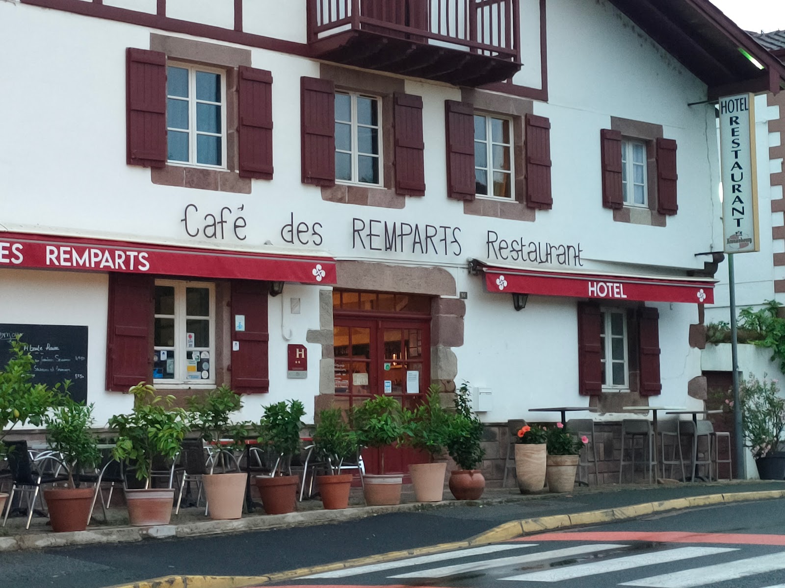 Hôtel Restaurant des Remparts photo 3, hotel accommodation in St Jean Pied de Port on the Camino Frances