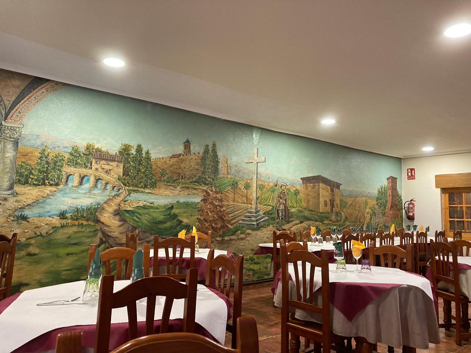 Hostal y Restaurante El Peregrino photo 9, pension accommodation in El Burgo Ranero on the Camino Frances