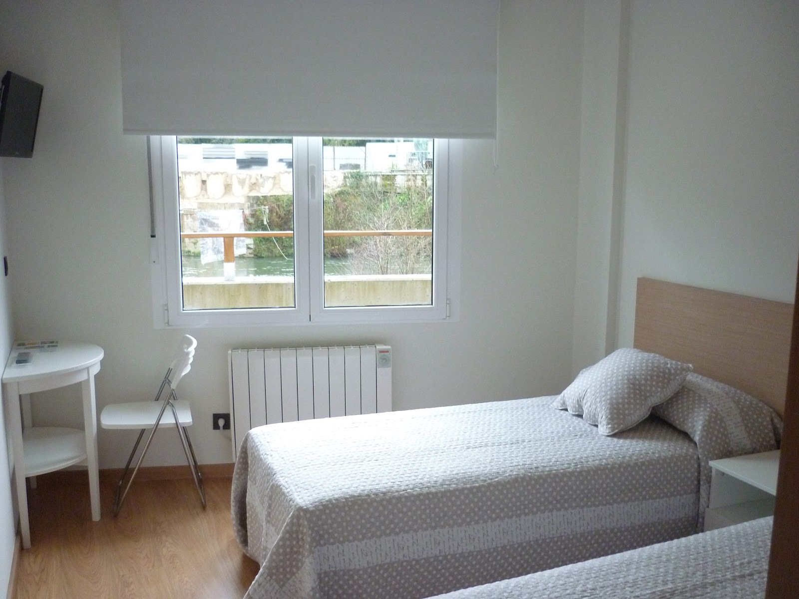 Pensión Albergue Puente Ribeira photo 6, pension accommodation in Sarria on the Camino Frances