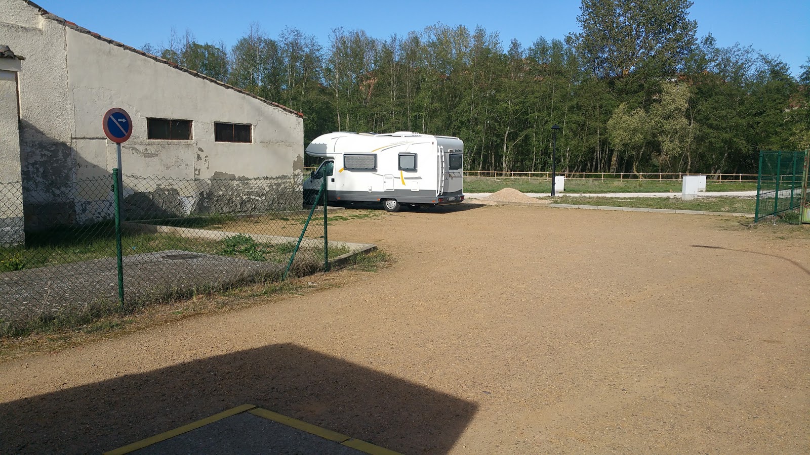 Área de Autocaravanas de Carrión de los Condes photo 10, unknown accommodation in Carrión de los Condes on the Camino Frances