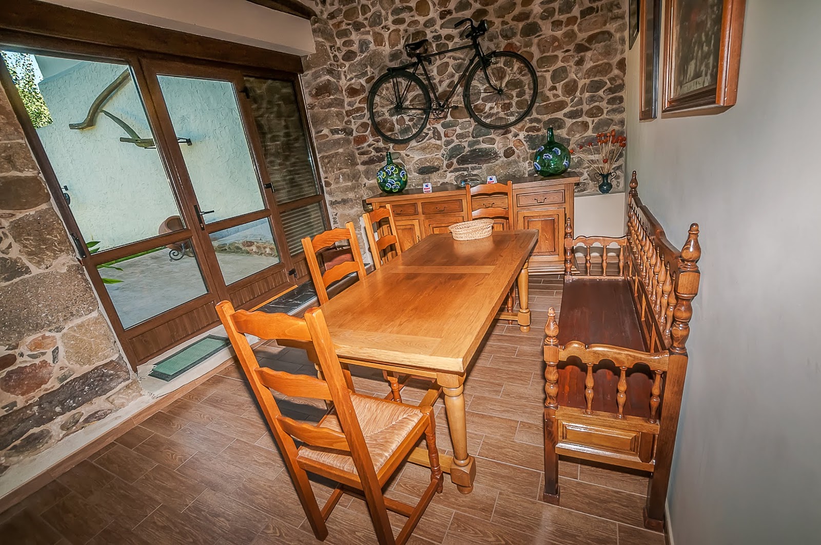El Almendro De María photo 17, accommodation listing in Columbrianos on the Camino Frances