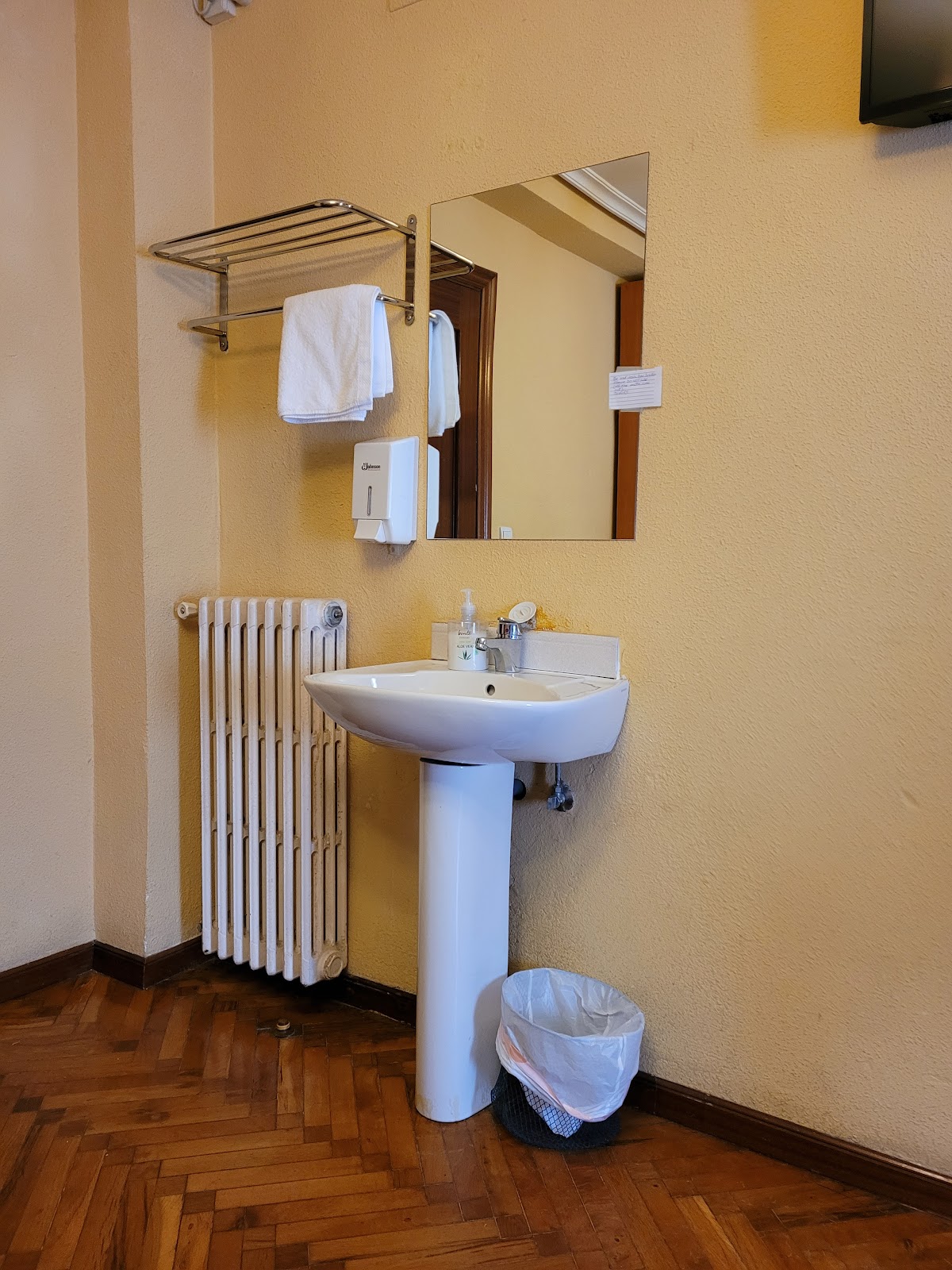 Pensión Miguel photo 3, pension accommodation in Santo Domingo de la Calzada on the Camino Frances