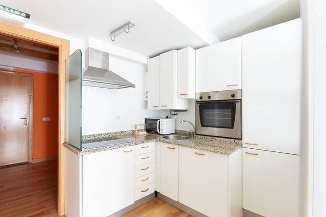 Apto. Ayla Ayuntamiento photo 5, apartment accommodation in Pamplona on the Camino Frances