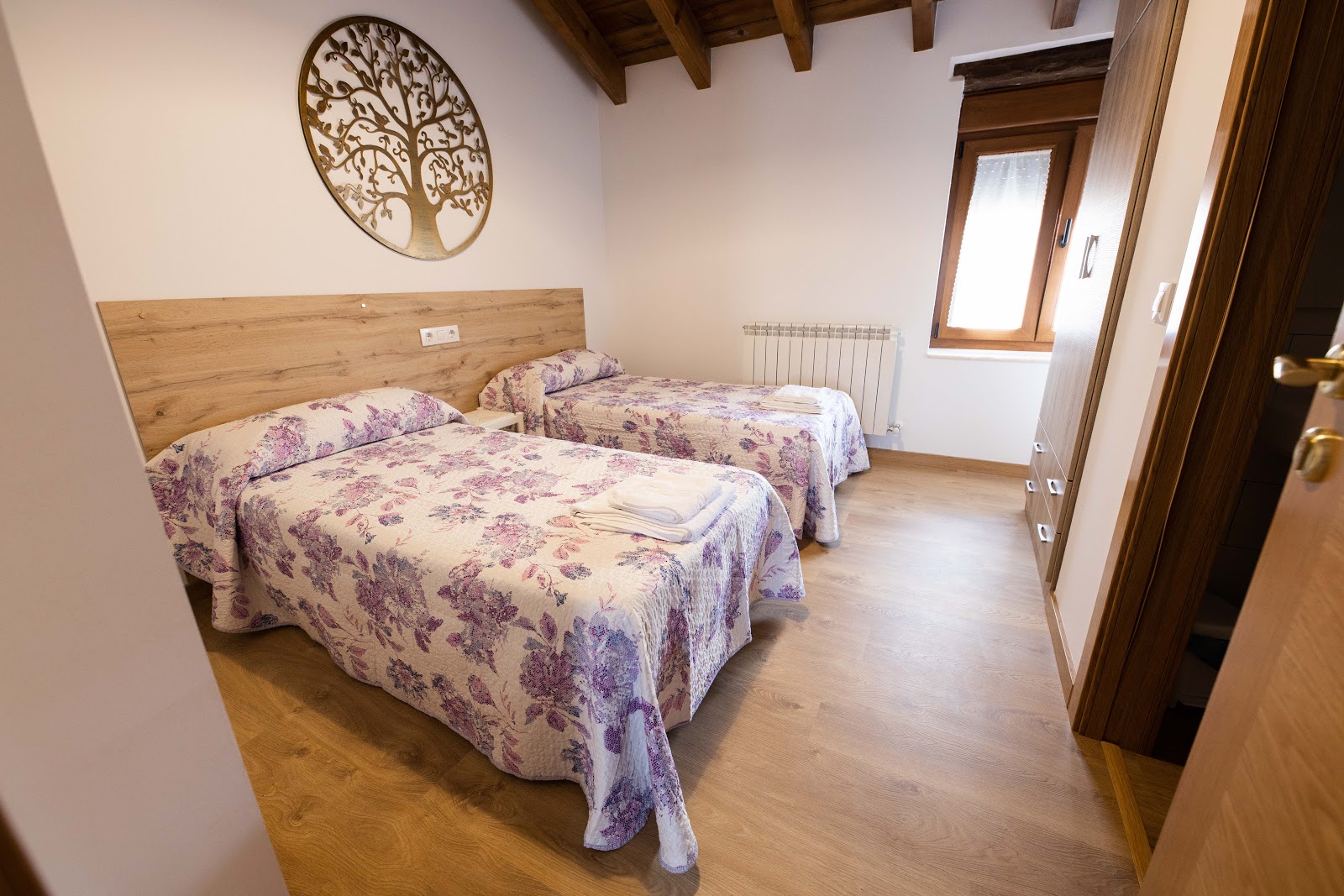 Pensión Restaurante La Costa del Adobe photo 8, pension accommodation in El Burgo Ranero on the Camino Frances