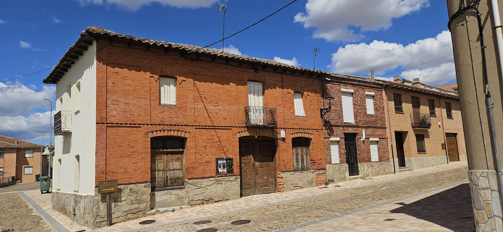 Puente de Órbigo, albergue accommodation in Hospital de Orbigo on the Camino Frances