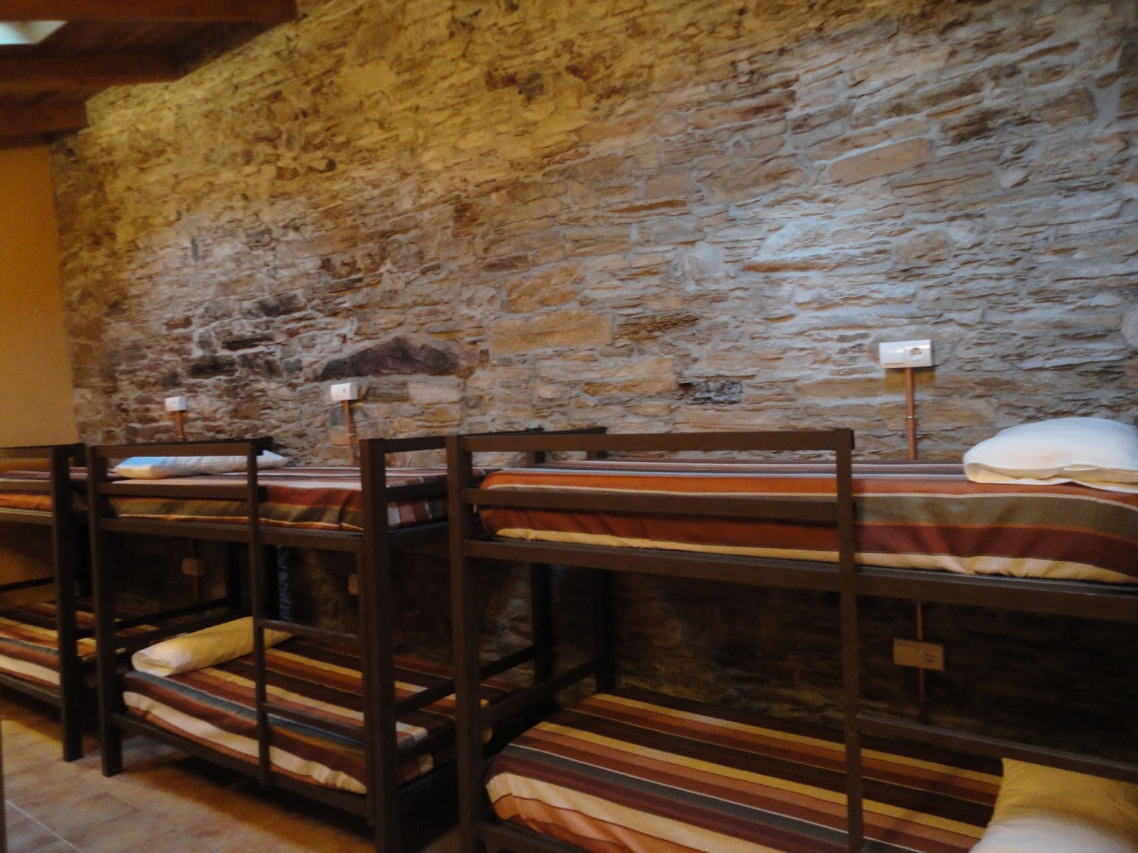 Camynos photo 8, albergue accommodation in Ambasmestas on the Camino Frances