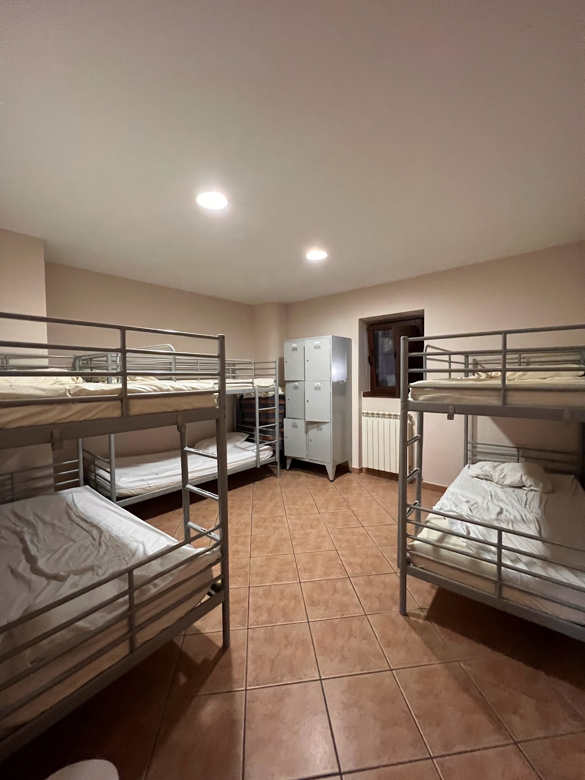 Albergue Liberanos Domine photo 2, albergue accommodation in Rabé de las Calzadas on the Camino Frances