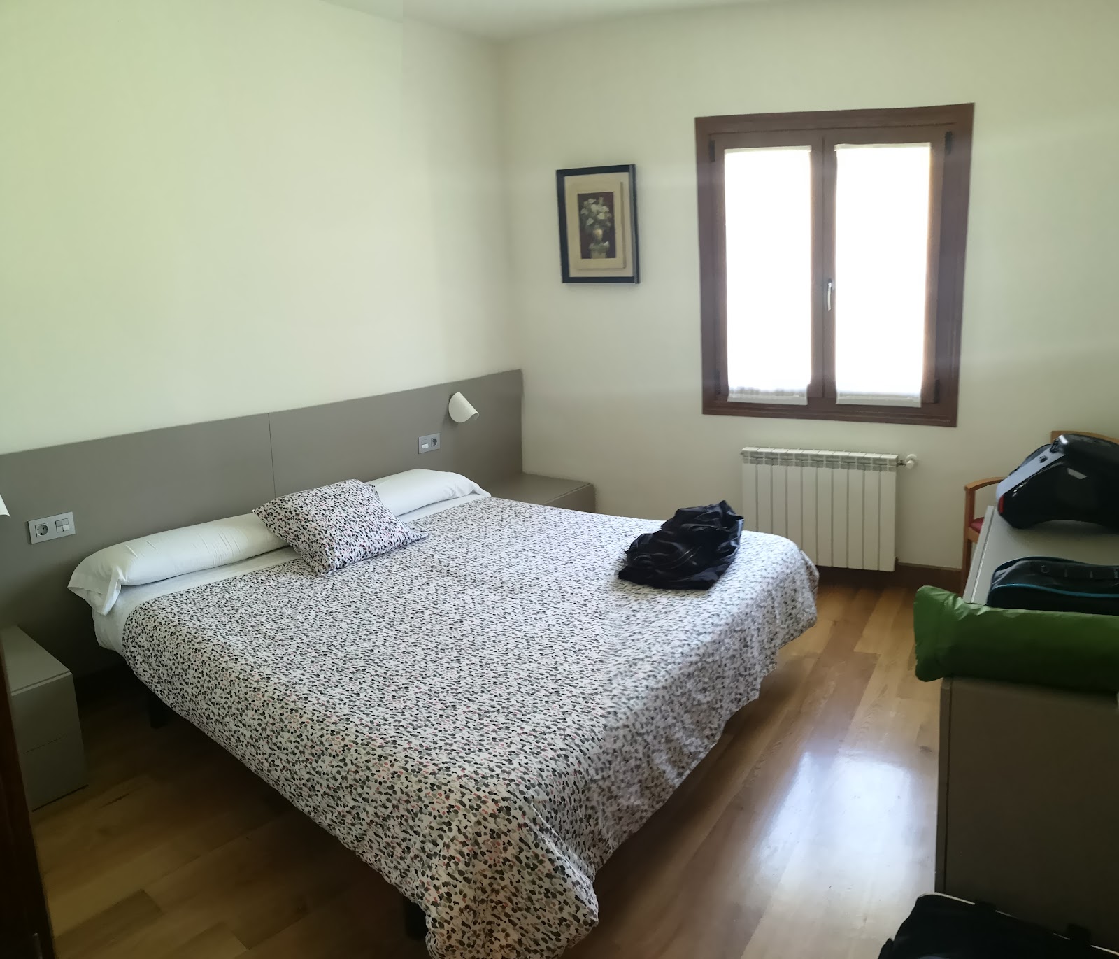 Apartamentos Irati photo 8, apartment accommodation in Espinal on the Camino Frances