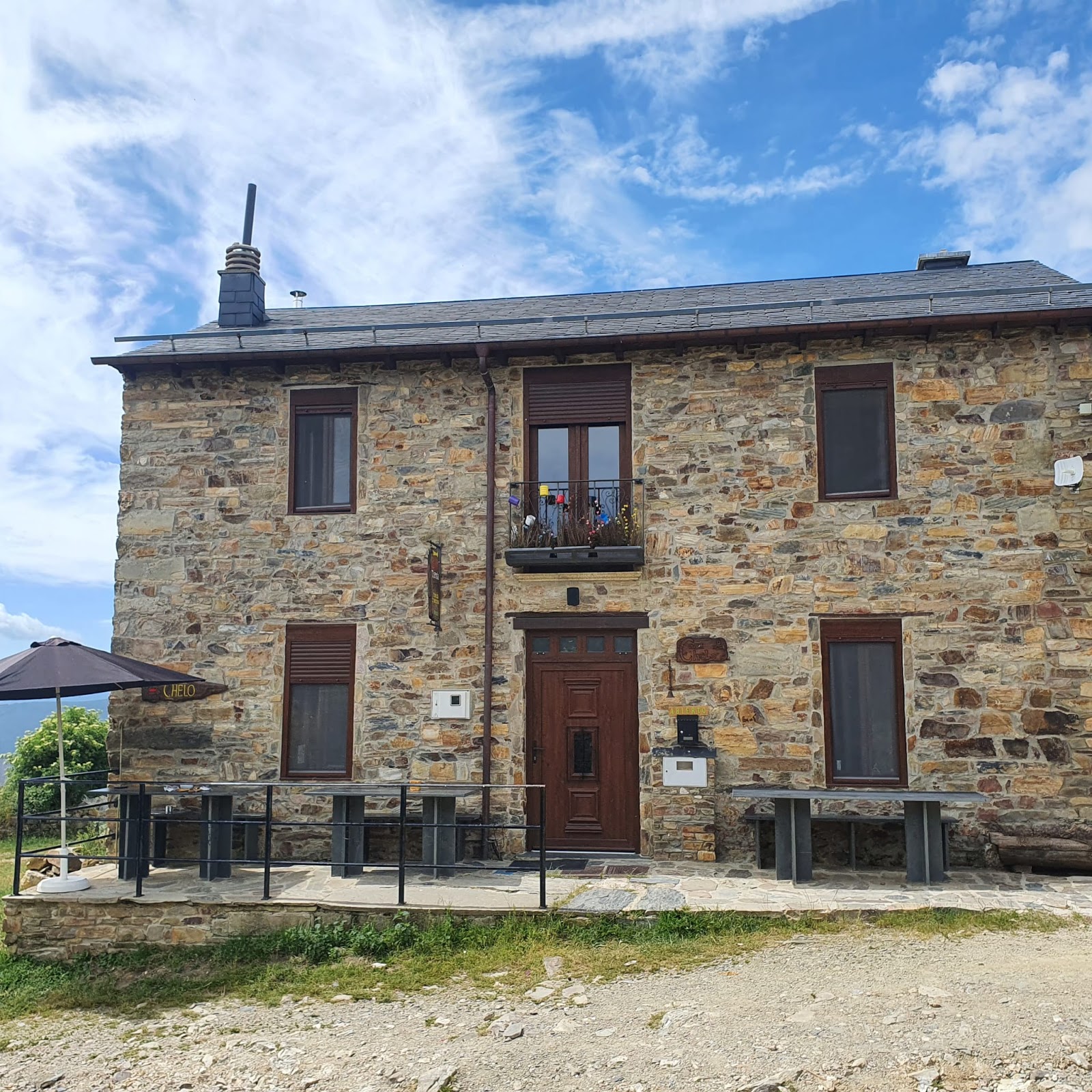 Albergue Casa Chelo Foncebadon, albergue accommodation in Foncebadón on the Camino Frances