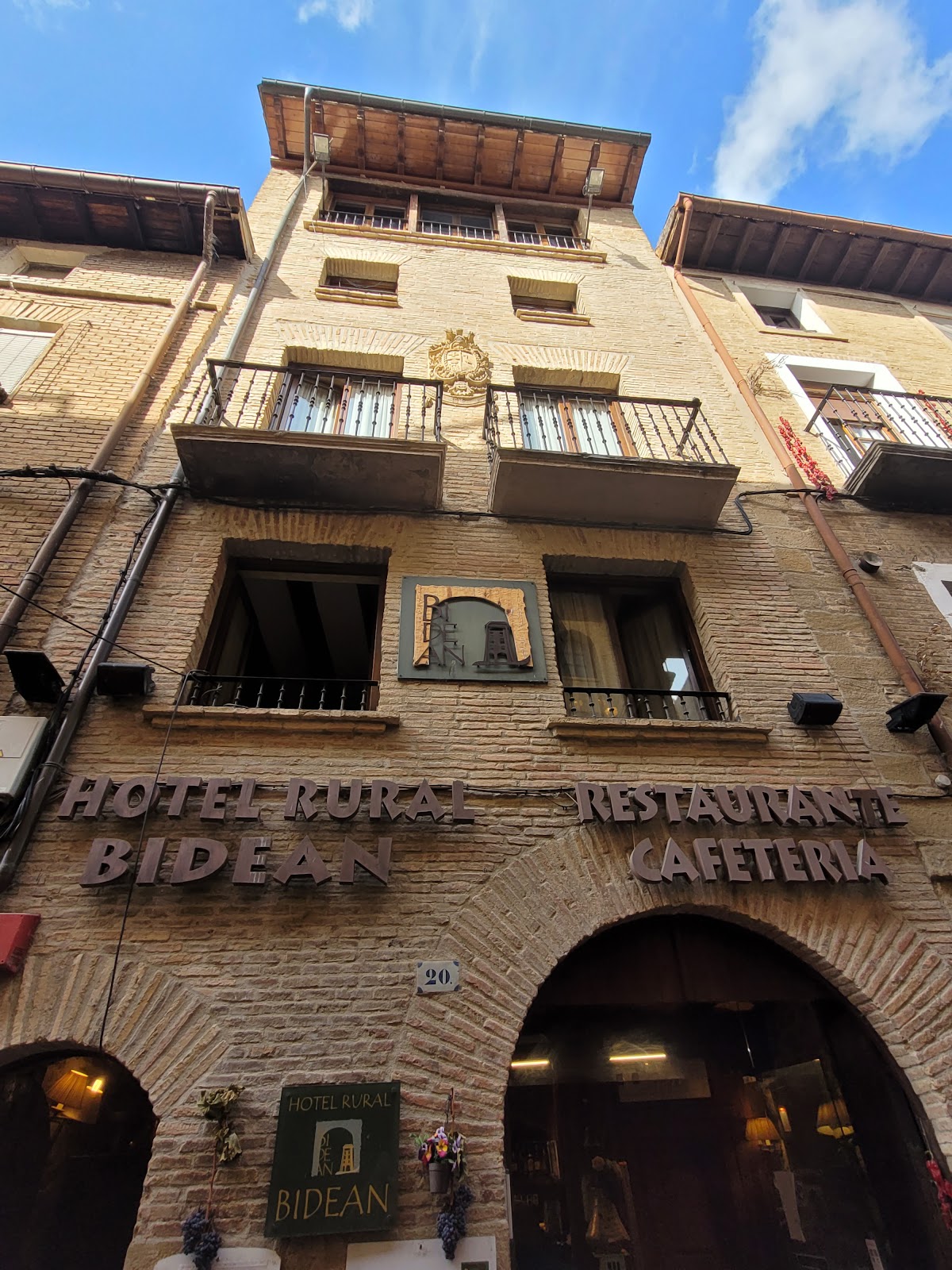 Hotel Rural Bidean photo 4, hotel accommodation in Puente La Reina / Gares on the Camino Frances