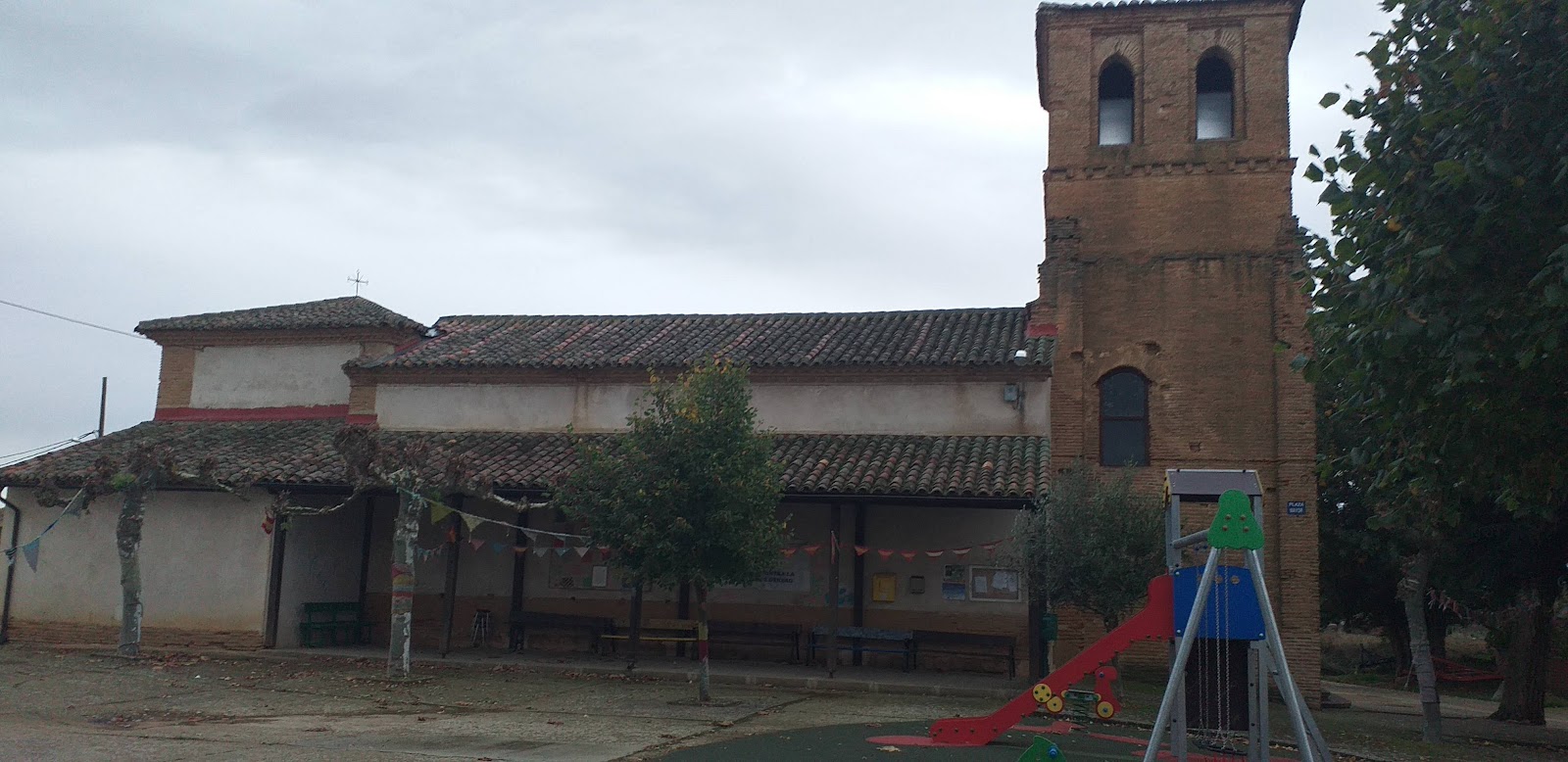 El Castillo de Moratinos photo 3, albergue accommodation in Moratinos on the Camino Frances