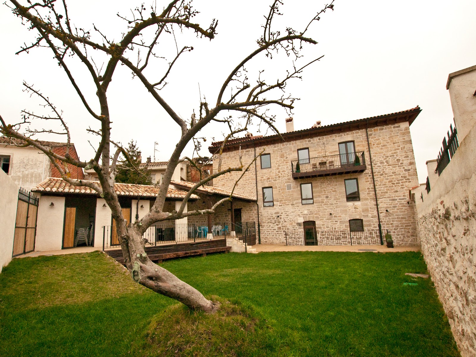 Hotel La Casa de Beli photo 3, hotel accommodation in Tardajos on the Camino Frances