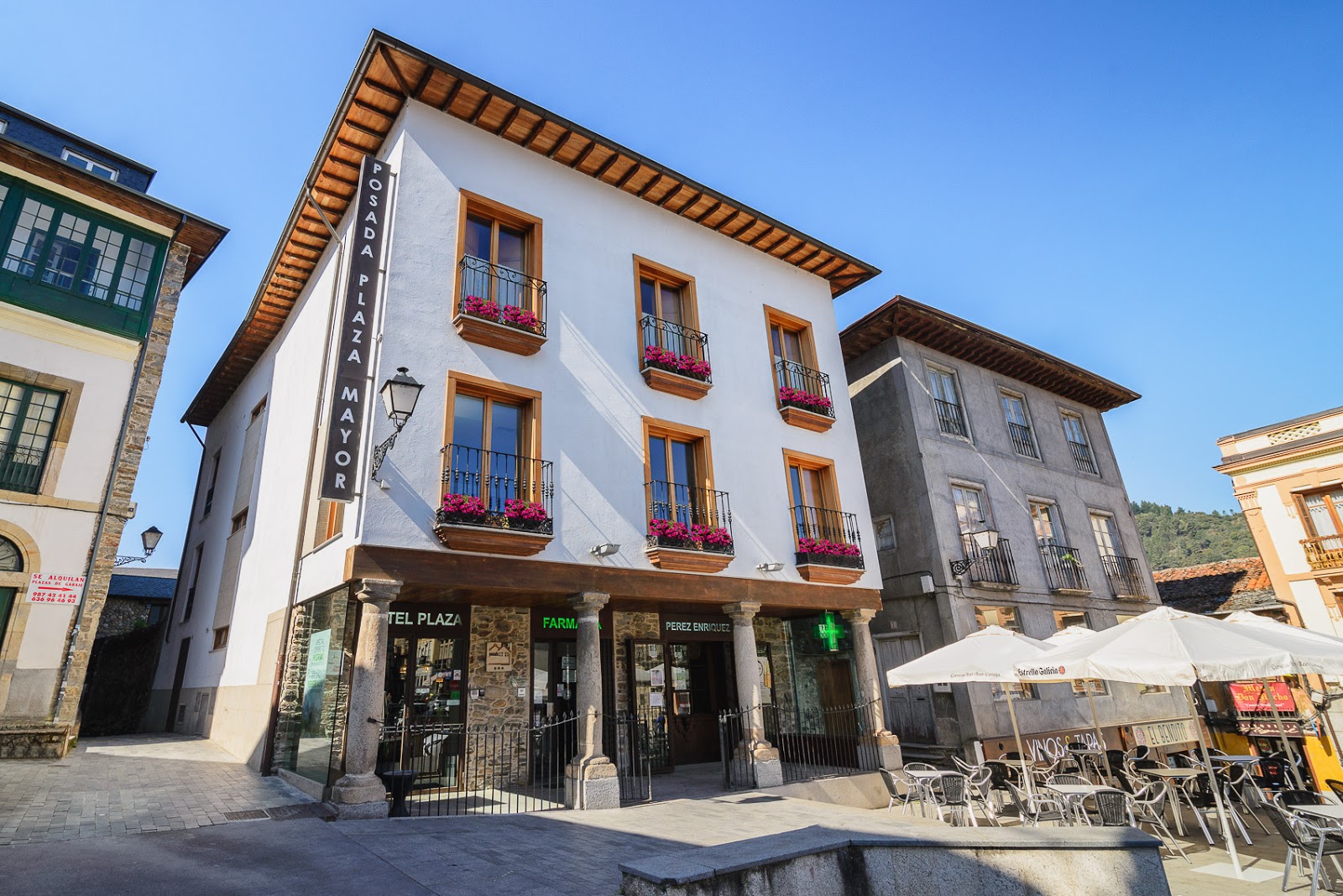 Hotel Posada Plaza Mayor, hotel accommodation in Villafranca del Bierzo on the Camino Frances