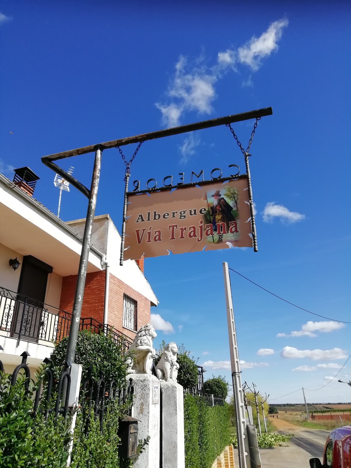Albergue “Via Trajana“ photo 8, albergue accommodation in Calzadilla de los Hermanillos on the Camino Frances