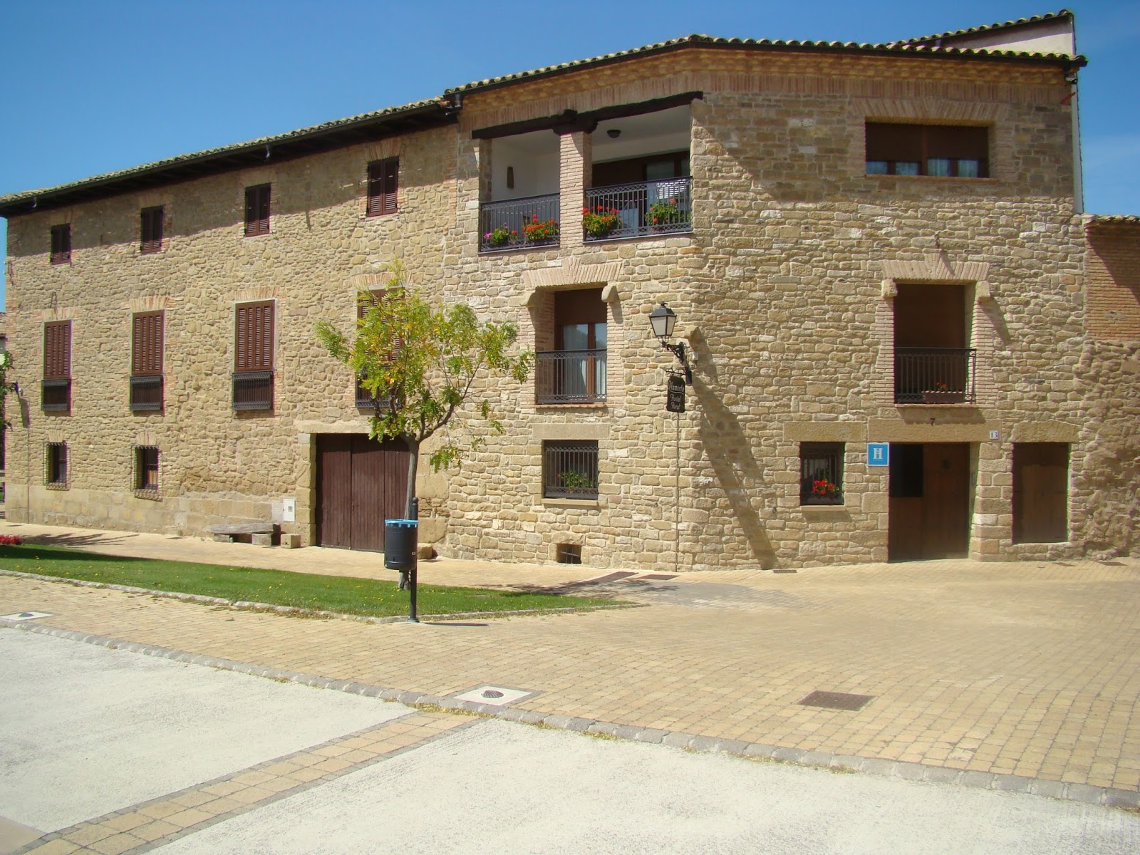 Hostal Rural Mamerto photo 4, pension accommodation in Obanos on the Camino Frances
