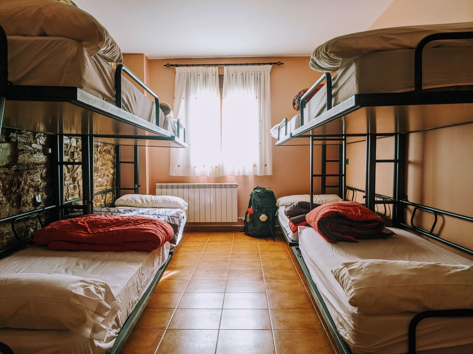 Albergue Crispeta photo 2, albergue accommodation in Trabadelo on the Camino Frances
