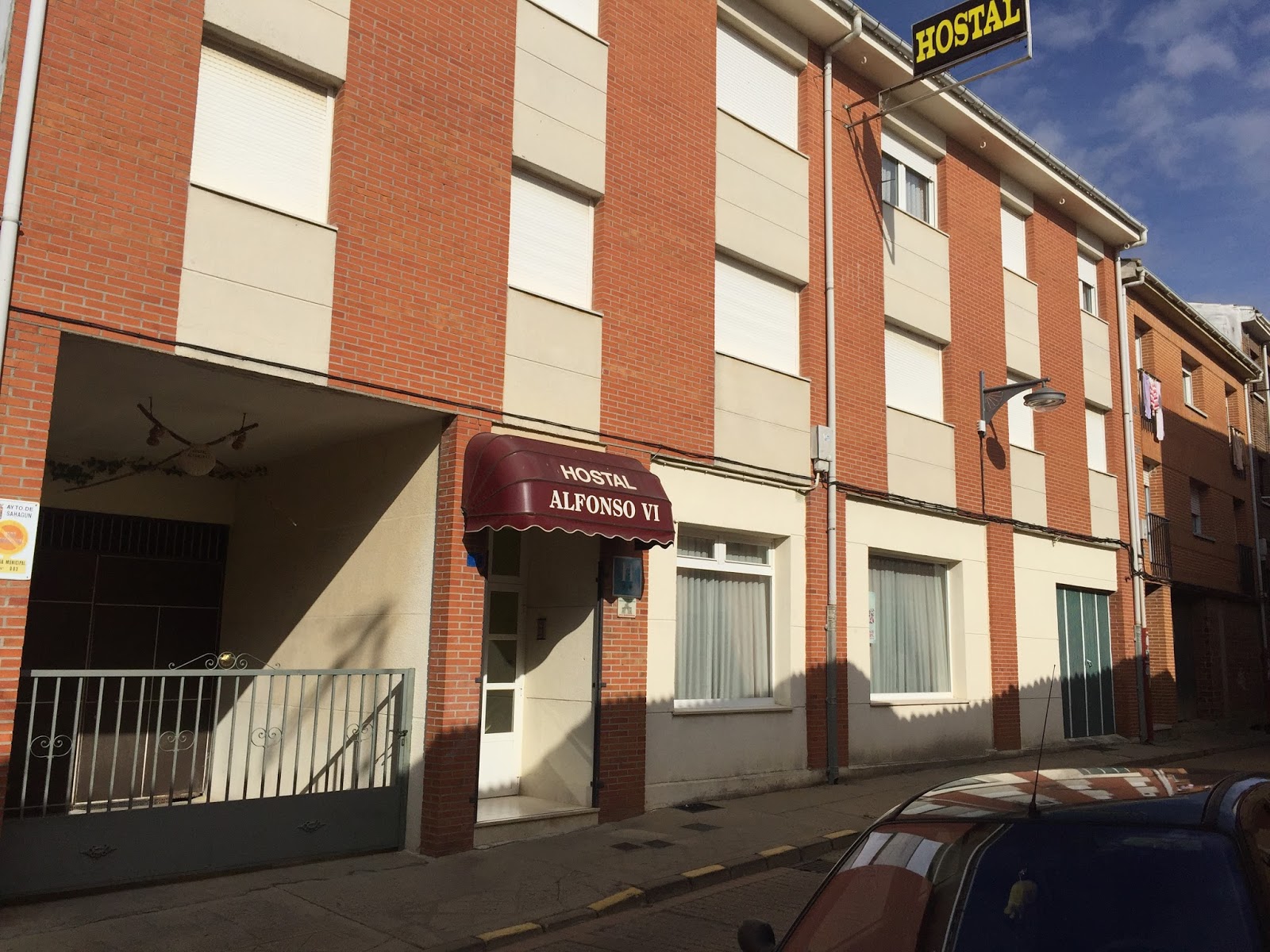 Hostal Alfonso VI photo 4, pension accommodation in Sahagún on the Camino Frances