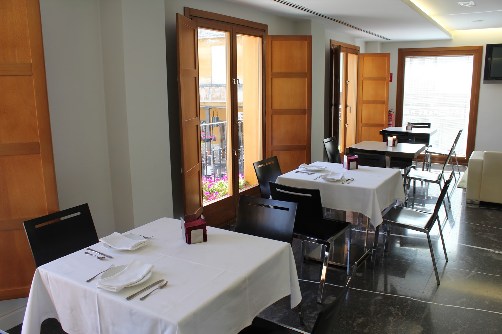 Hotel Posada Plaza Mayor photo 10, hotel accommodation in Villafranca del Bierzo on the Camino Frances