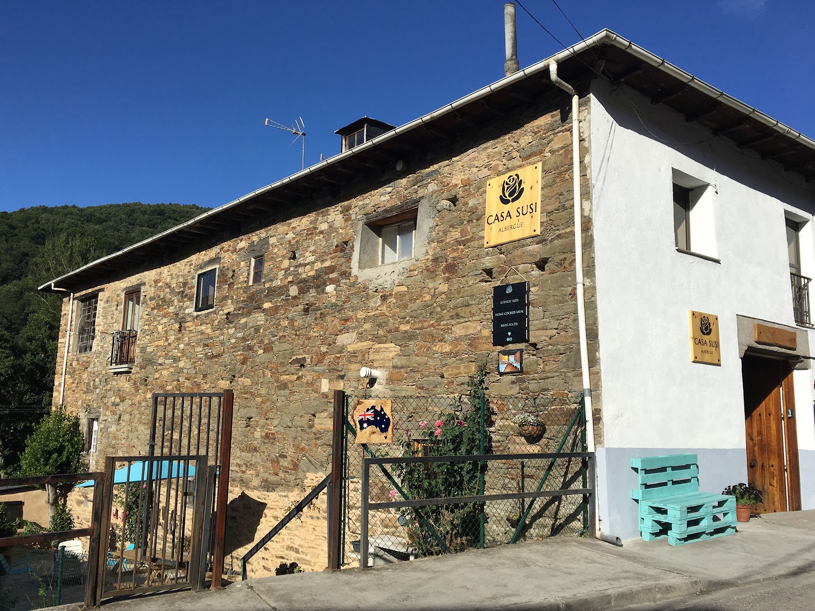 Albergue Casa Susi photo 4, albergue accommodation in Trabadelo on the Camino Frances