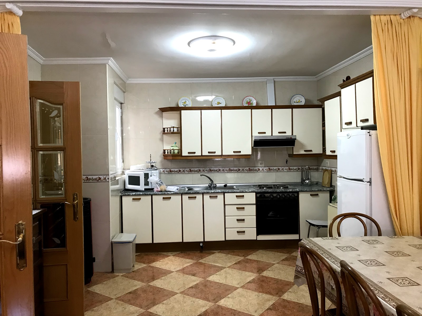 Albergue Hogar del Peregrino photo 10, albergue accommodation in Itero de la Vega on the Camino Frances