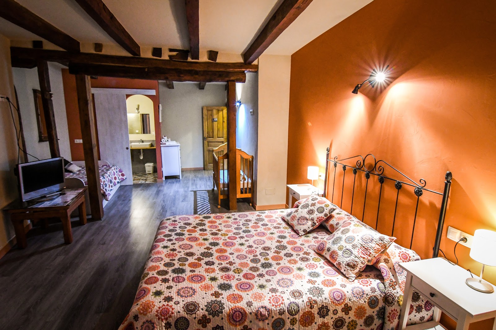 A Cien Leguas photo 5, albergue accommodation in Castrojeriz on the Camino Frances