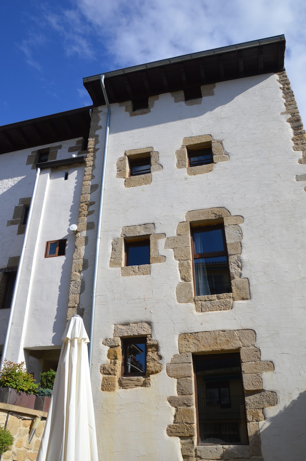 El Cerco Hotel Rural photo 6, hotel accommodation in Puente La Reina / Gares on the Camino Frances