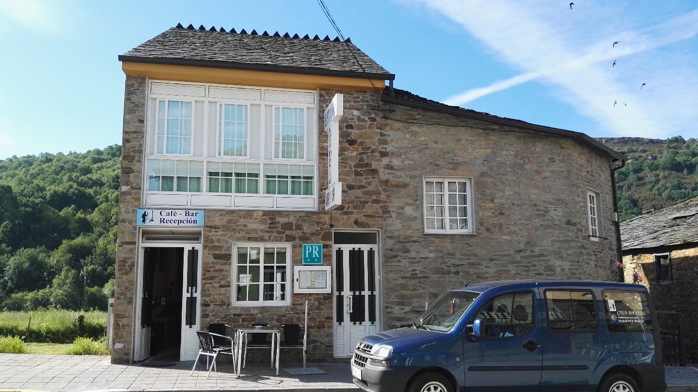 Casa David Triacastela - Hostal 2 Estrellas photo 4, pension accommodation in Triacastela on the Camino Frances
