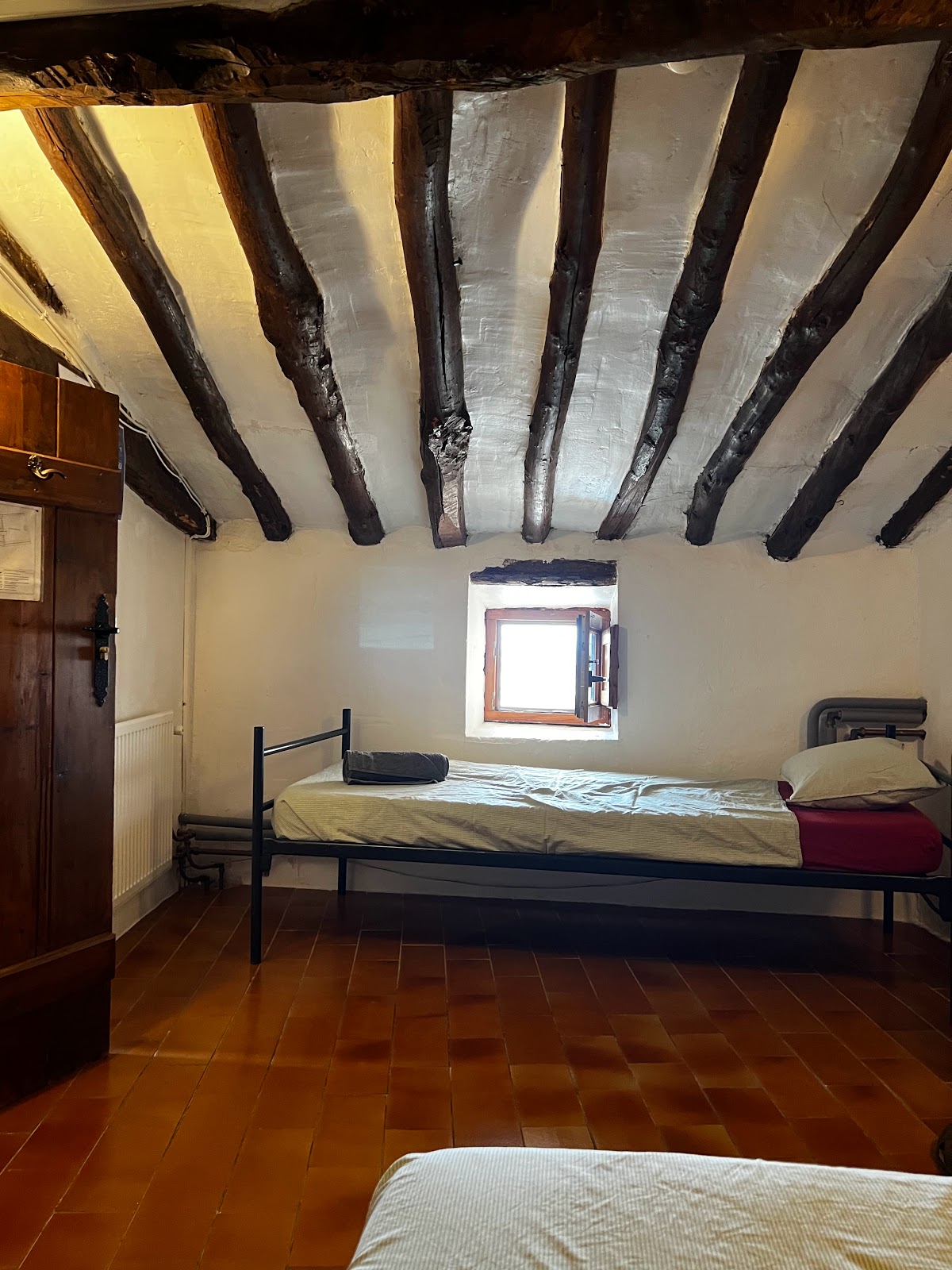 Albergue Oasis Trails photo 2, albergue accommodation in Villamayor de Monjardín on the Camino Frances