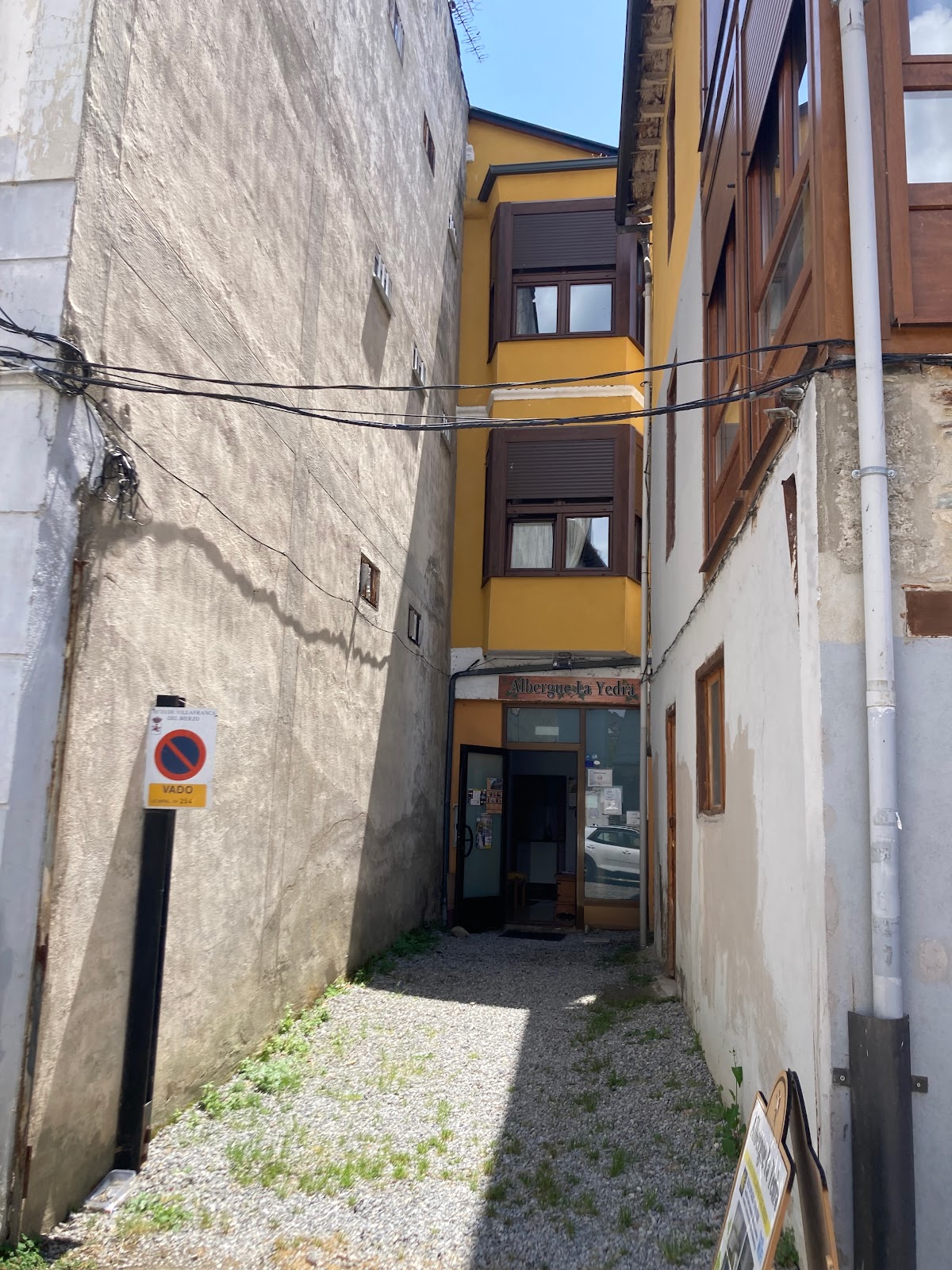 Albergue La Yedra photo 3, albergue accommodation in Villafranca del Bierzo on the Camino Frances