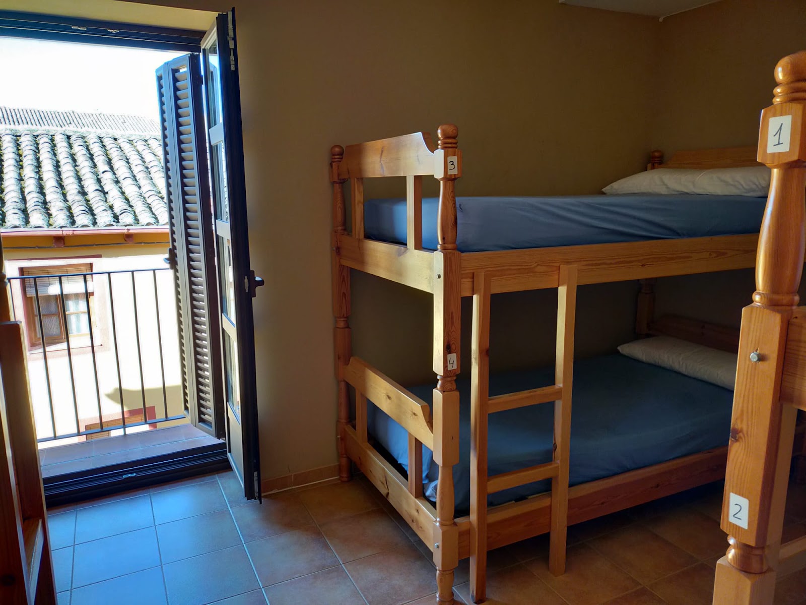 Albergue La Parada de Reliegos photo 4, albergue accommodation in Reliegos on the Camino Frances